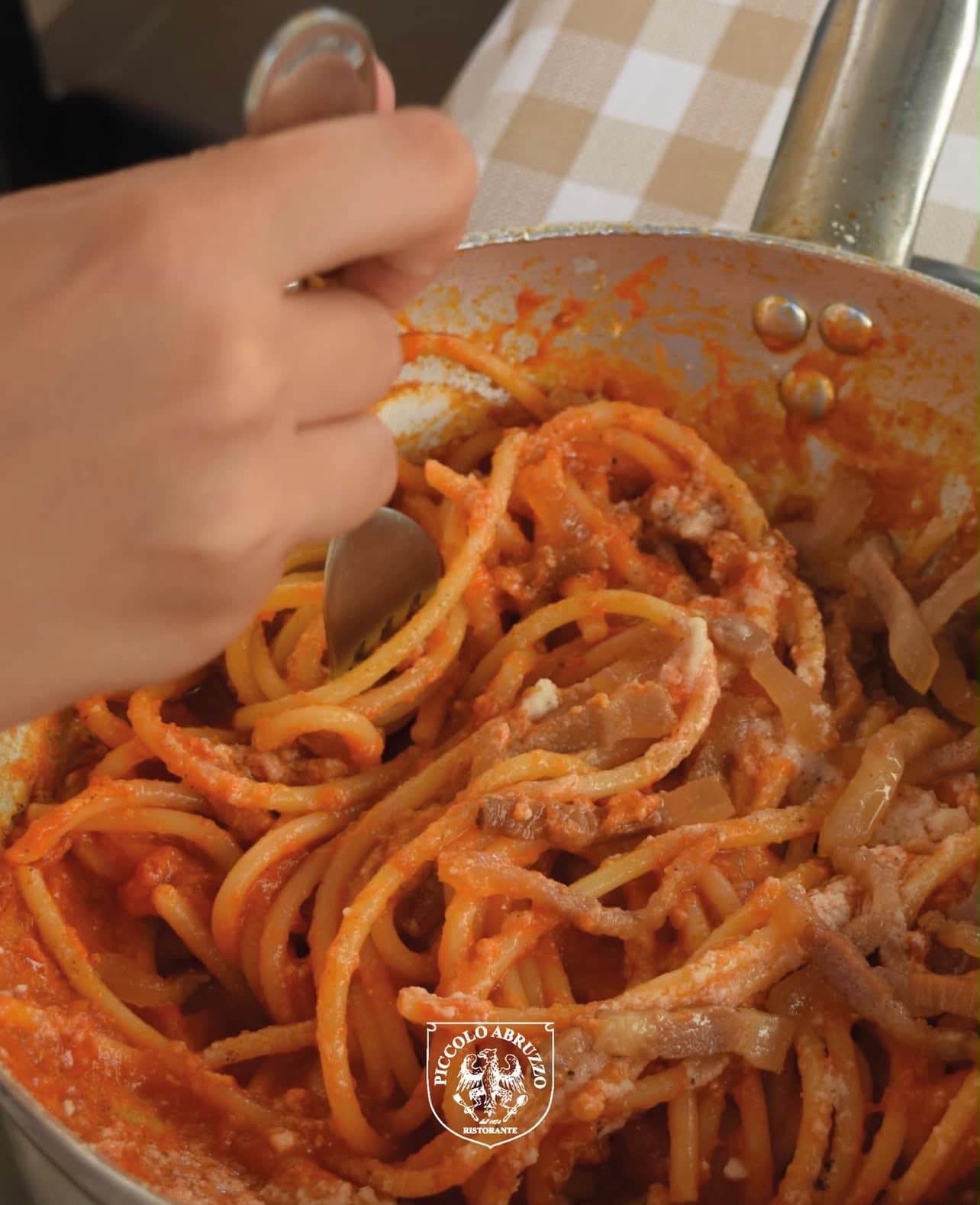 Bucatini alla matriciana, il classico romano di oggi